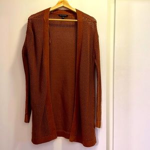 Banana Republic king sleeve sweater